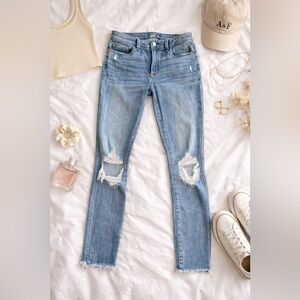 Abercrombie Y2K Low Rise Distressed Skinny Jeans Size 27 Light Wash